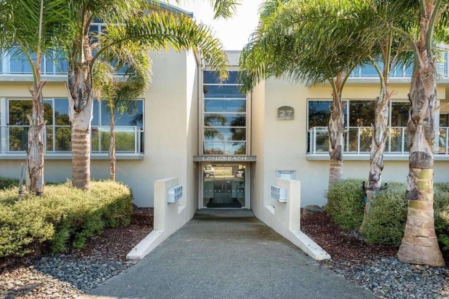 Sunny And Spacious - Moments From The Beach And Downtown Mount Maunganui Exterior foto