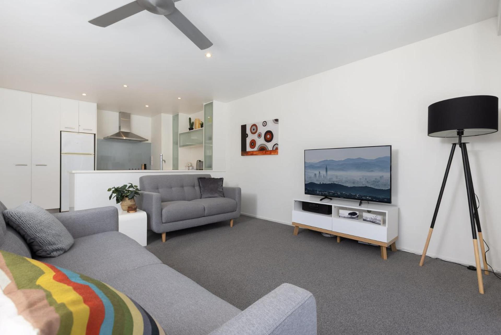 Sunny And Spacious - Moments From The Beach And Downtown Mount Maunganui Exterior foto
