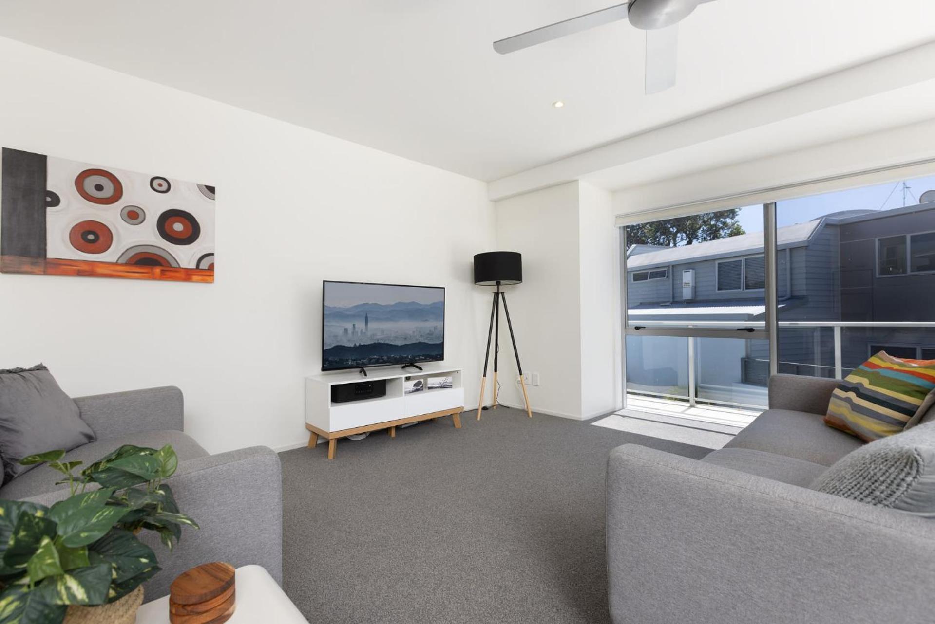 Sunny And Spacious - Moments From The Beach And Downtown Mount Maunganui Exterior foto